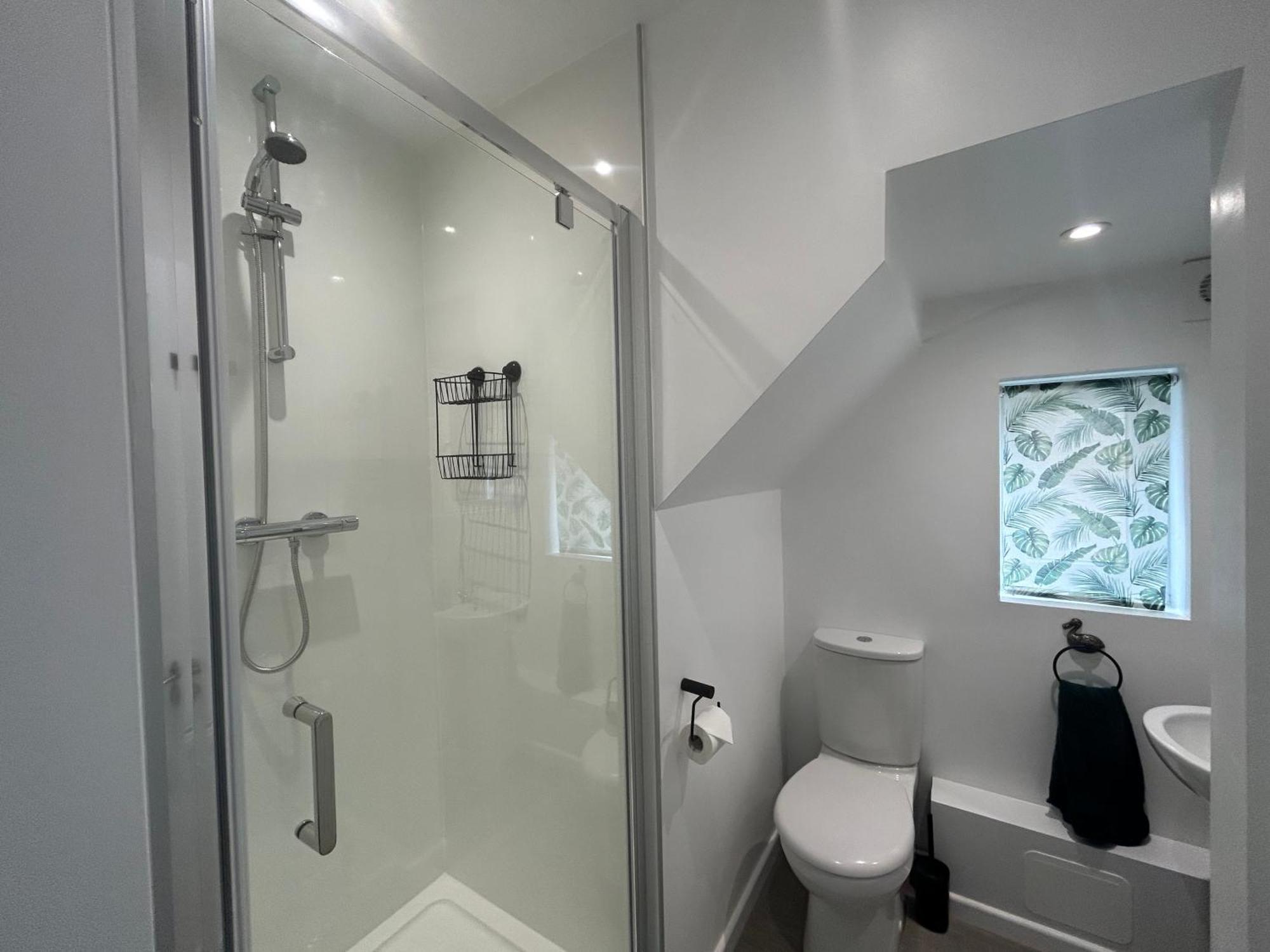 Urban Escape Entire Apartment Near Uni And Hospital Southampton Ngoại thất bức ảnh